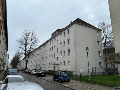 10 Aufgänge Treppenhaussanierung einer WEG